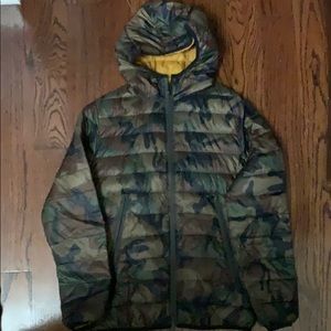 Zara lightweight puffer